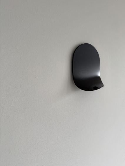 14  Large Curved Wall Piece Black